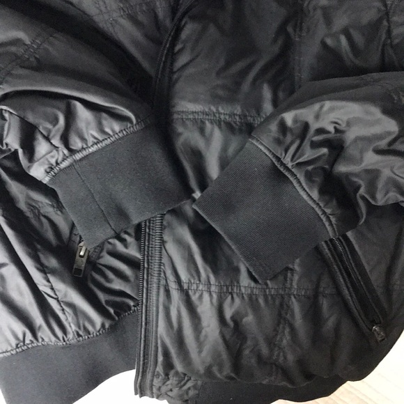 The North Face Black Coat - Picture 7 of 8